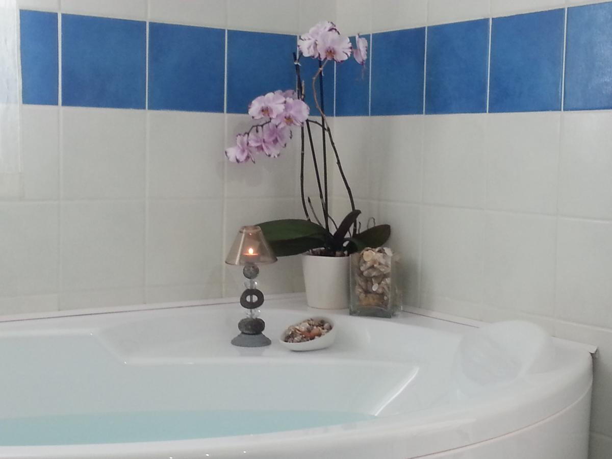 Message In A Bottle Bed And Breakfast Camporosso  Exterior photo